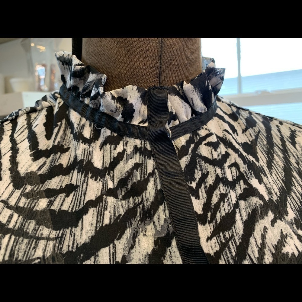 Kim Kardashian blouse